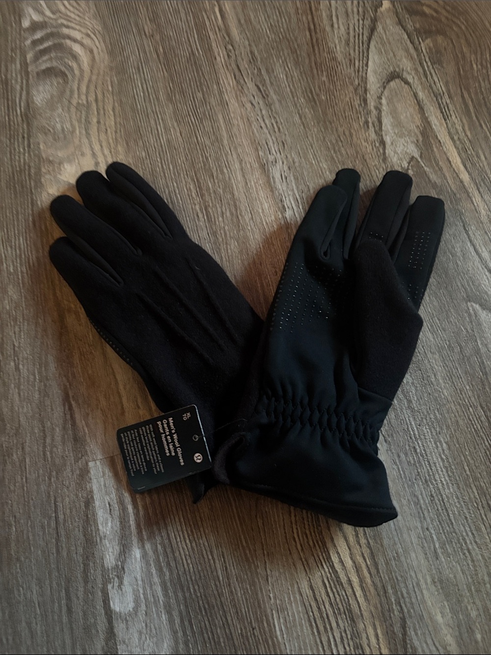 Lululemon Men's Wool Black Insulated Touchscreen Gloves